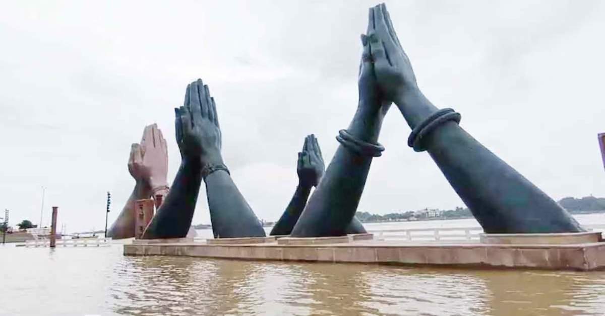 वाराणसी में मंडरा रहा बाढ़ का दोहरा खतरा : रिहायशी इलाकों में घुसने लगा पानी, सभी 84 घाट डूबे