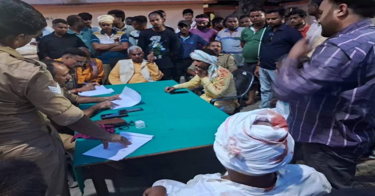 कानून नाम की चीज है या नहीं! श्मशान घाट में BJP के पूर्व सांसद-विधायक के बेटे की लड़ाई, जमकर चले लाठी-डंडे और पत्थर