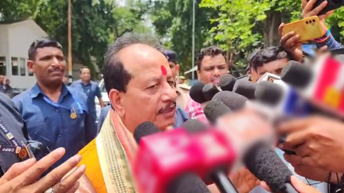 डिप्टी CM विजय सिन्हा का करारा हमला, कहा- तेजस्वी मुद्दाविहीन, झूठ और भ्रम फैला रहे हैं