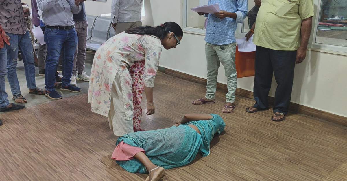‘सरपंच जान से मारने की धमकी देता है’, पट्टे वाले जमीन पर करवा रहा निर्माण कार्य, नीमच में लोट लगाते कलेक्ट्रेट पहुंची महिला