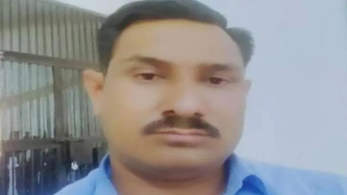 हेड कांस्टेबल आत्महत्या मामलाः 1 महीने बाद परिचित महिला के खिलाफ प्रकरण दर्ज, मोबाइल फोन ने खोला राज