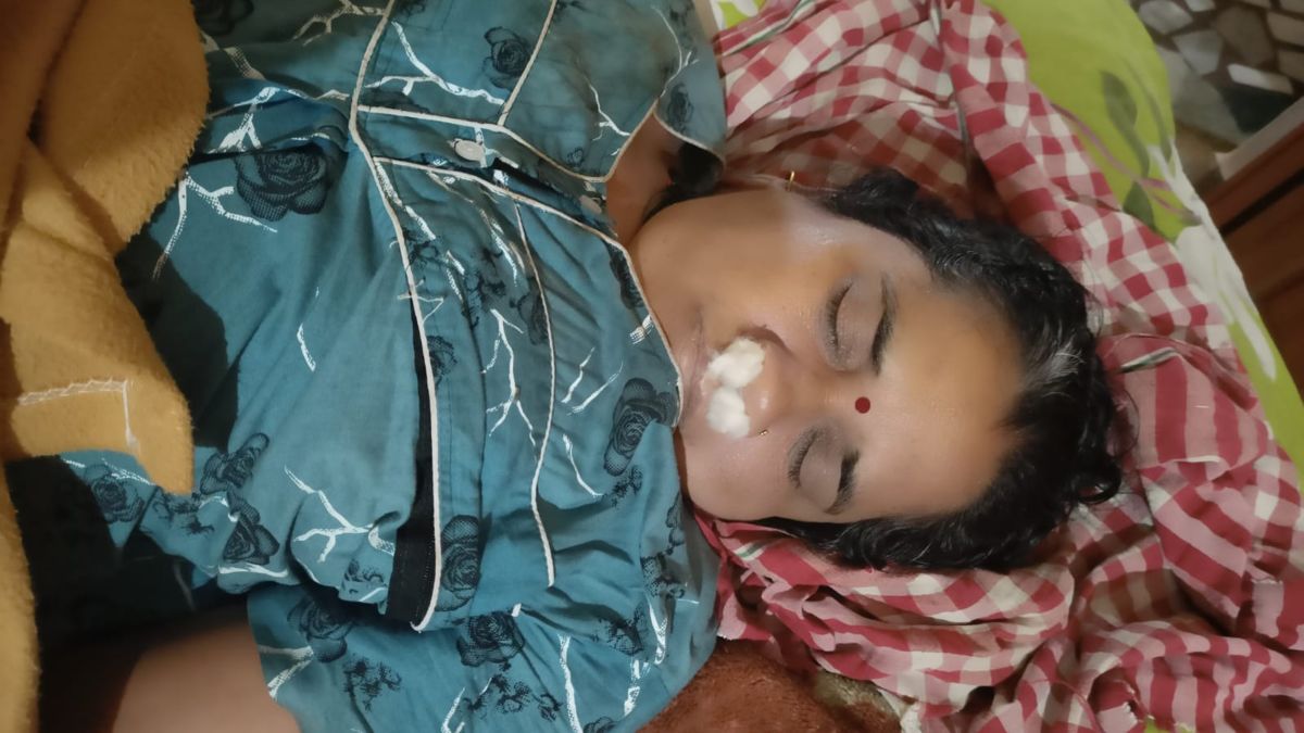 संदिग्ध परिस्थिति में घर के भीतर महिला की मौतः पीएम रिपोर्ट में गोली मारकर हत्या का खुलासा, पति जबलपुर आर्डिनेंस फैक्ट्री में है पदस्थ