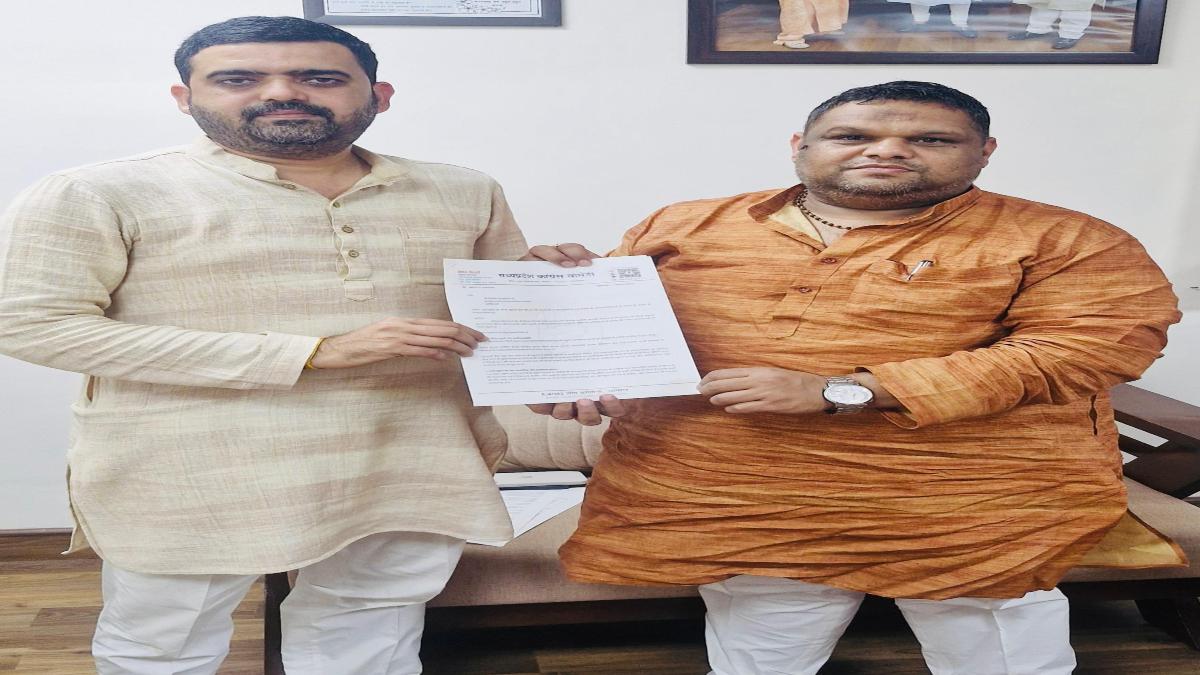 MP के निजी स्कूलों में मनमानीः अवैध वसूली और बच्चों के मौलिक अधिकारों के हनन के विरुद्ध राष्ट्रीय मानवाधिकार आयोग में शिकायत