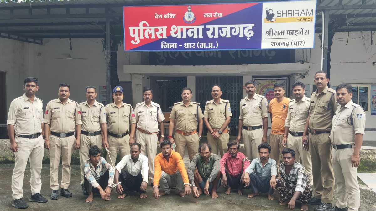 सोने के बिस्किट बेचने के नाम पर लाखों की धोखाधड़ीः 7 आरोपियों को पुलिस ने किया गिरफ्तार, 1 आरोपी फरार