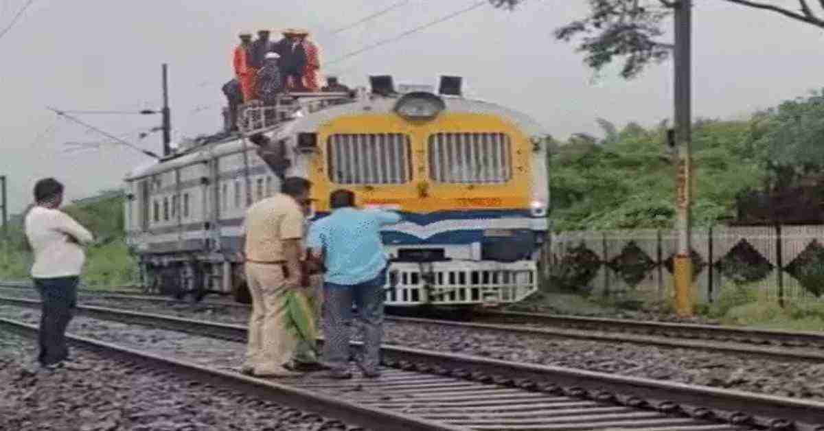 बैतूल में बड़ा हादसा टला! रेलवे लाइन पर गिरा हाईटेंशन तार, कई ट्रेनें प्रभावित, 5 घंटे बाद बहाल हुआ रेल यातायात