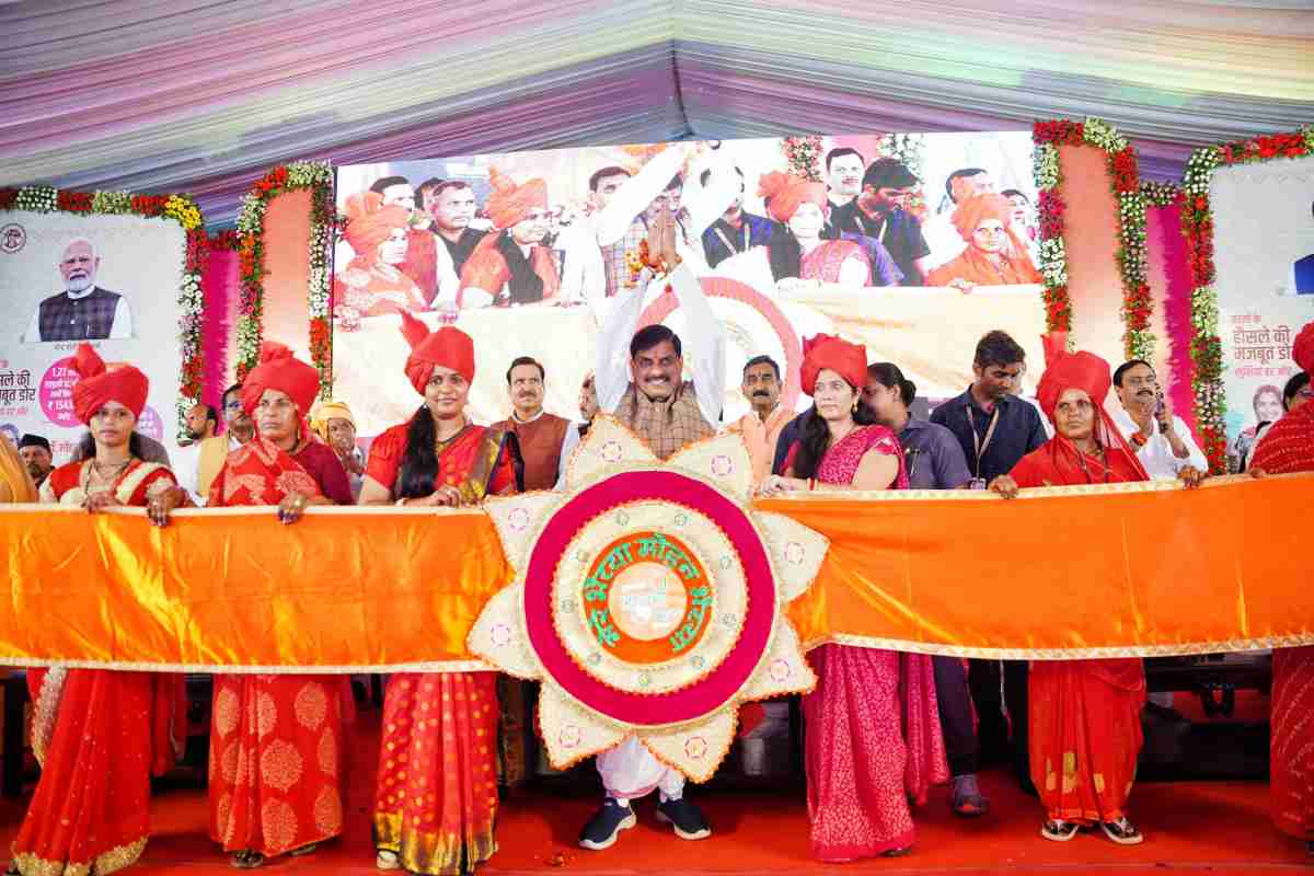 सावन में लाड़ली बहनों को मिला बड़ा तोहफा: CM डॉ. मोहन ने खाते में भेज दिए इतने पैसे, कहा- राखी आई है तो शगुन देना लाजिमी है