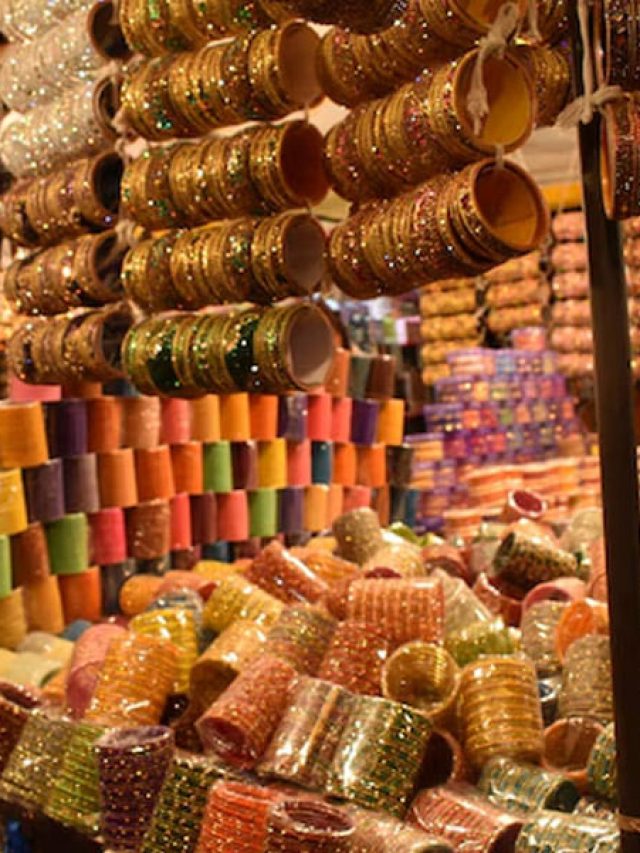 Varanasi Market: सावन की शॉपिंग के लिए बेस्ट हैं बनारस की ये 2 मार्केट…