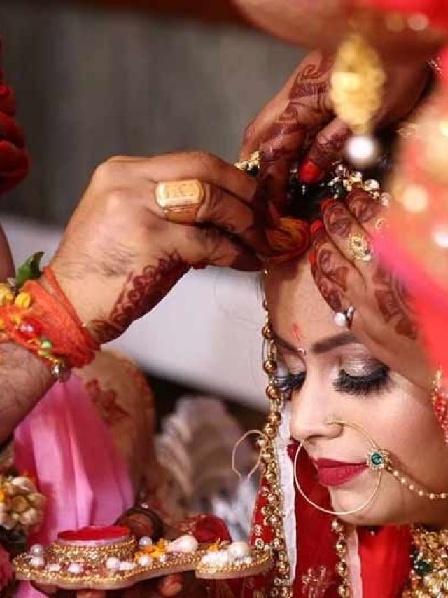 सावन के महीने में क्यों नहीं होते हैं विवाह जैसे शुभ काम, इसी महीने हुआ था शिव-पार्वती विवाह?