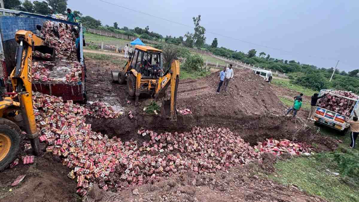 शराब प्रेमियों का टूट जाएगा दिल! 2 करोड़ 38 लाख की बोतलों पर चला बुलडोजर, देखें Video