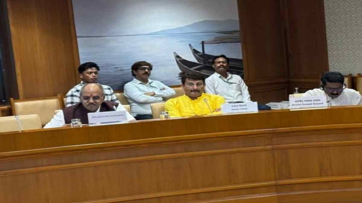 सिरपुर को विश्व धरोहर घोषित करने की मांग फिर उठी: प्राक्कलन समिति की बैठक में सांसद बृजमोहन ने छत्तीसगढ़ के पर्यटन और धार्मिक स्थलों के विकास को लेकर रखे महत्वपूर्ण सुझाव
