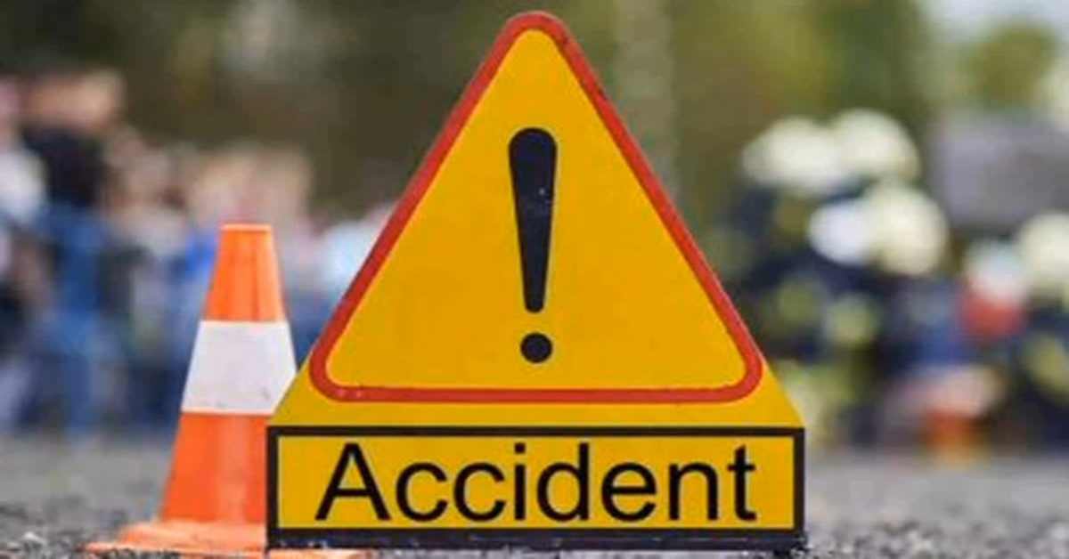 मौत आई और ले गई… खड़े होकर बात कर रहे थे 2 दोस्त, तभी हुआ कुछ ऐसा कि मंजर देख चीख पड़े लोग…