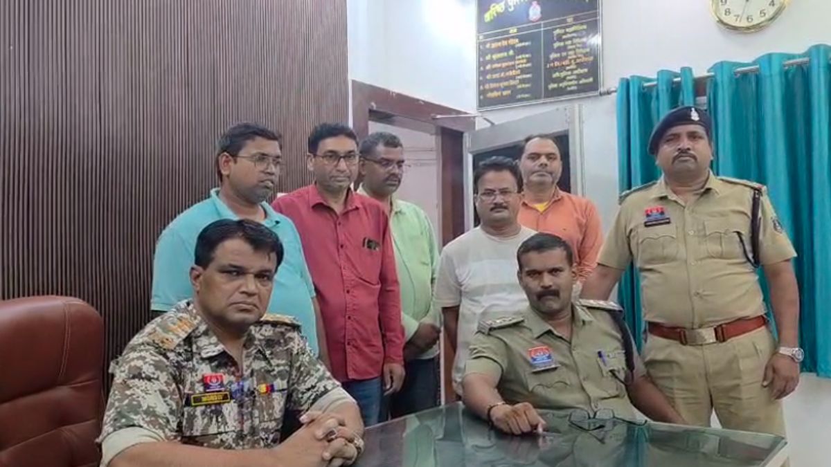 CG Crime News : रियल एस्टेट और फॉरेक्स ट्रेडिंग में पैसा दोगुना करने के नाम पर 1.15 करोड़ की ठगी, 5 गिरफ्तार, मुख्य आरोपी फरार