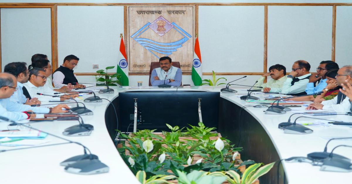 विकास योजनाओं के क्रियान्वयन के लिए जमीन की उपलब्धता अनिवार्य… सीएस ने बैठक में अधिकारियों को दिए ये निर्देश, कहा- गंभीरता से अनुपालन करें