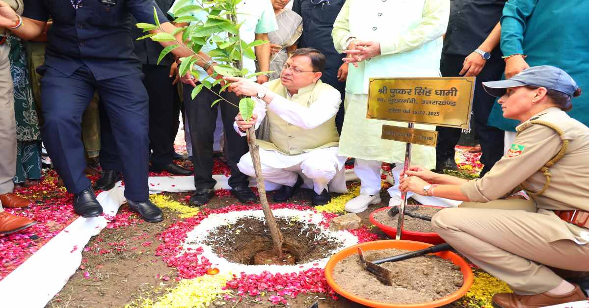 “एक पेड़ मां के नाम” अभियान ने लिया जनआंदोलन का रूप, सीएम धामी ने की शरुआत