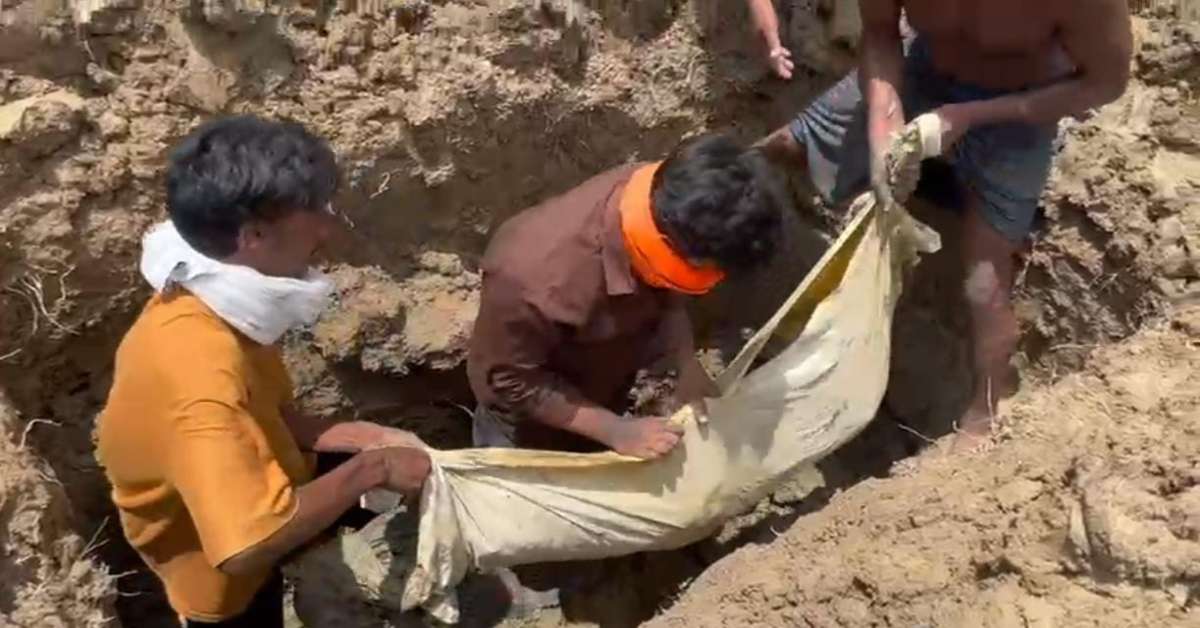‘मुर्दा’ उगलेगा मौत का राजः कब्र से निकाली गई युवक की लाश, जानिए दफनाने के बाद क्यों निकाला गया दोबारा…