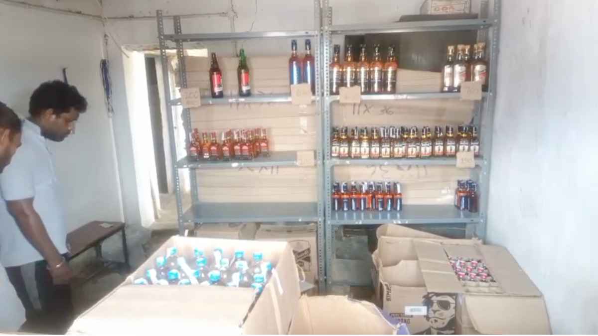 अपराधियों के हौसले बुलंद : शराब दुकान में ढाई लाख कैश की चोरी, सुरक्षा कर्मियों को भनक तक नहीं लगी