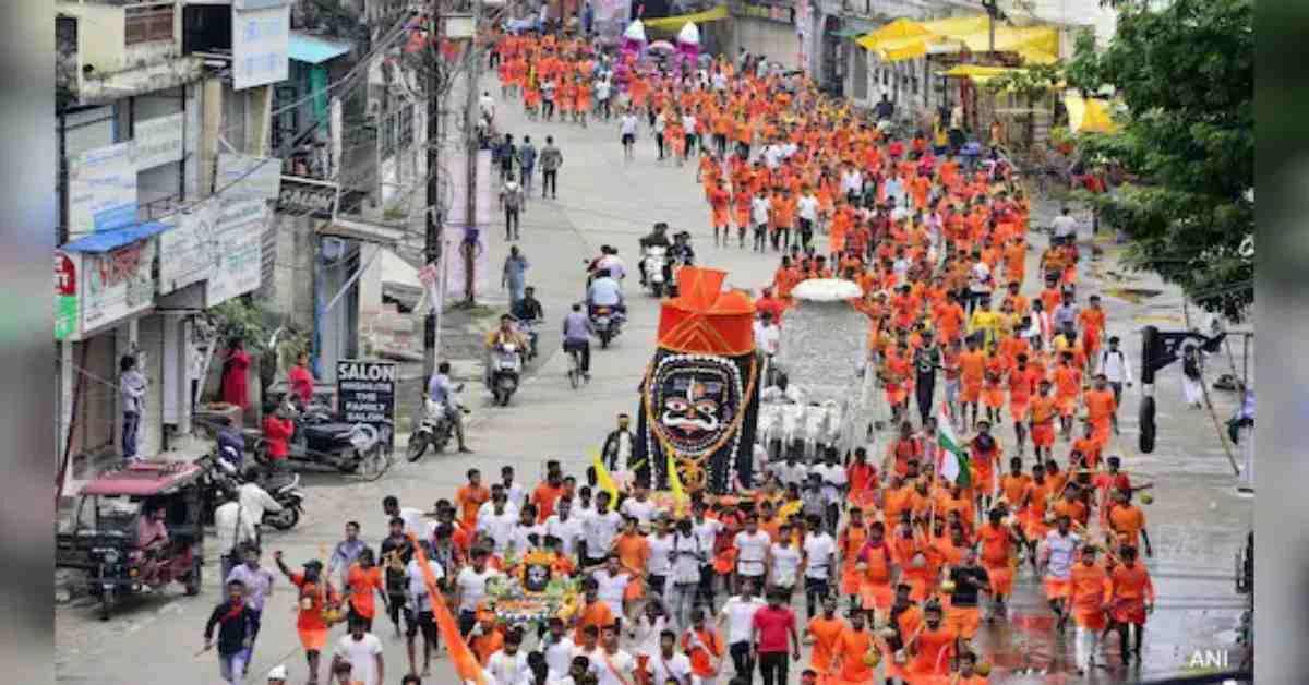 देख लो और अच्छे से समझ लो! कांवड़ यात्रा में भूलकर भी न ले जाएं बेसबॉल बैट, हॉकी स्टिक और त्रिशूल जैसे सामान, नहीं तो…