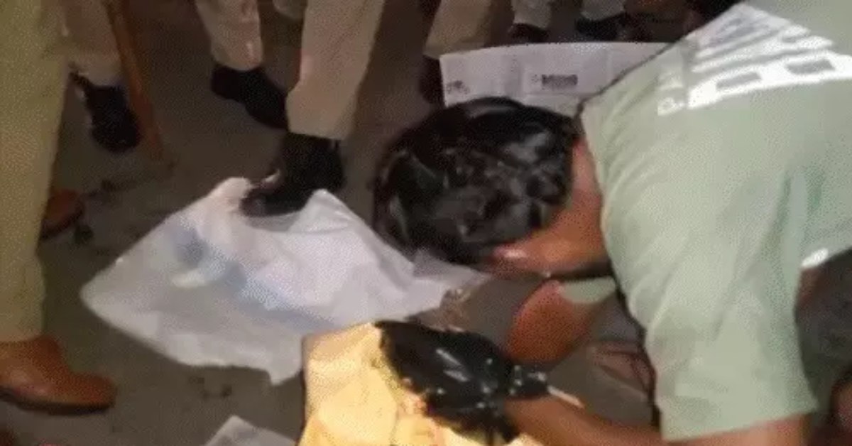 फिरोजाबाद में कांवड़ियों पर फेंके गए चिकन के अवशेष, कांवड़ियों में नाराजगी