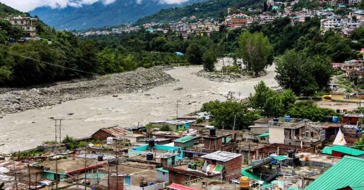 सभी 24 घंटे अलर्ट रहें… आपदा प्रबंधन तंत्र को सक्रिय रखें, जान माल के नुकसान…