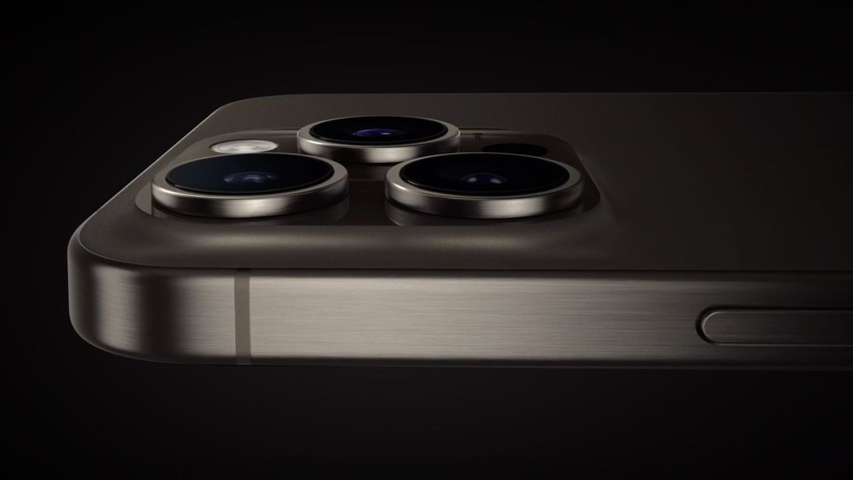 iPhone 15 की फिर से घटी कीमत, क्या खरीदना है सही फैसला?