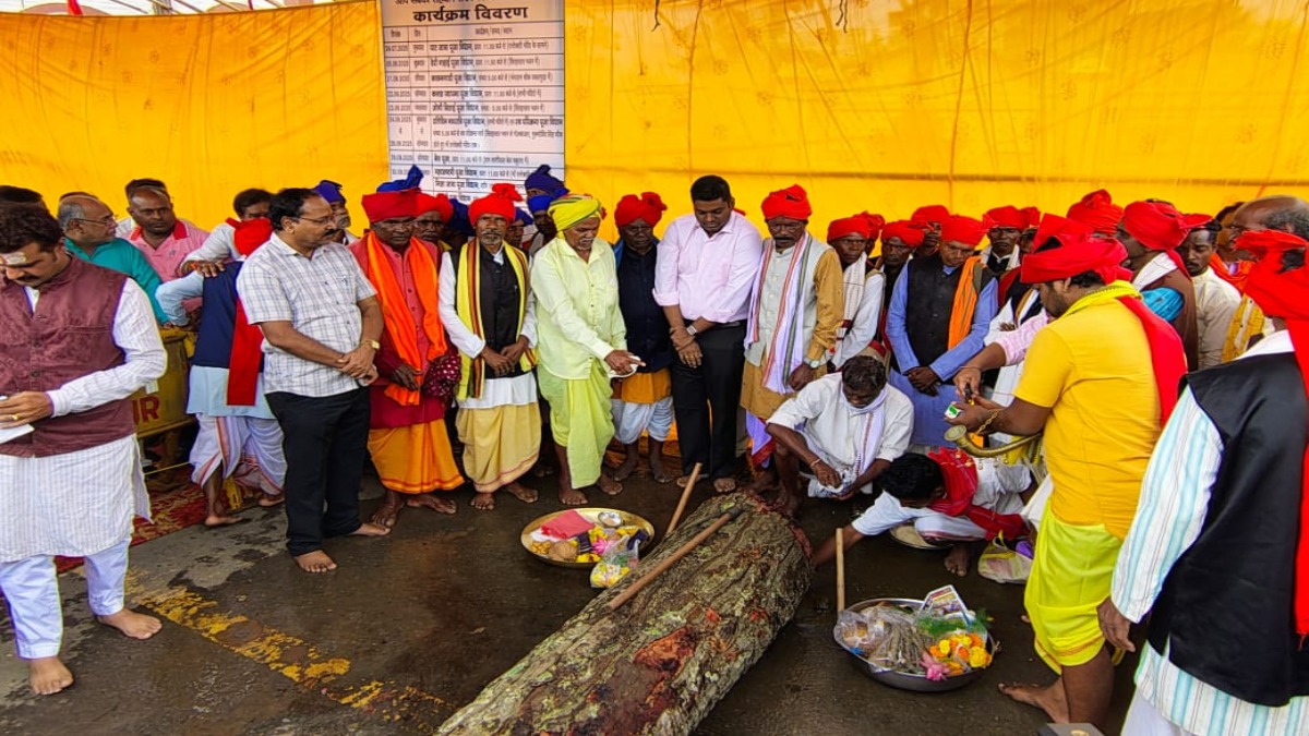 Bastar Dussehra 2025 : पाट जात्रा के साथ शुरू हुआ विश्व प्रसिद्ध बस्तर दशहरा, परंपराओं के साथ उमड़ा जनसैलाब, जानिए कब-कब होंगे प्रमुख आयोजन