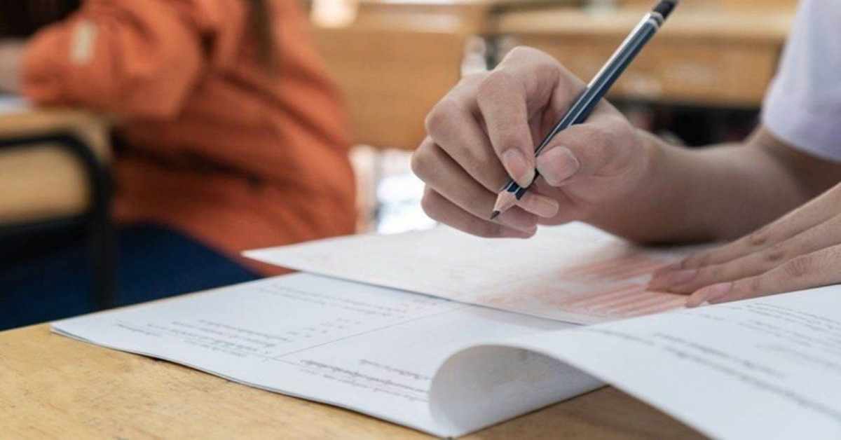 RO-ARO परीक्षा में 10.76 लाख से अधिक अभ्यर्थी होंगे शामिल, 75 जिलों के 2,382 केंद्रों में होगा एग्जाम, जानिए  सुरक्षा के कैसे हैं इंतजाम…
