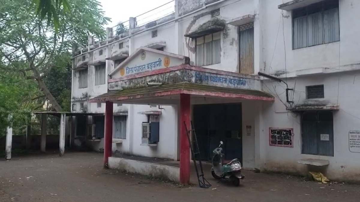 रिश्वत मांगने का ऑडियो वायरलः जनपद अधिकारी और सचिव की बातचीत में 4 ग्राम पंचायतों से 10-10 लाख मांगने का दावा