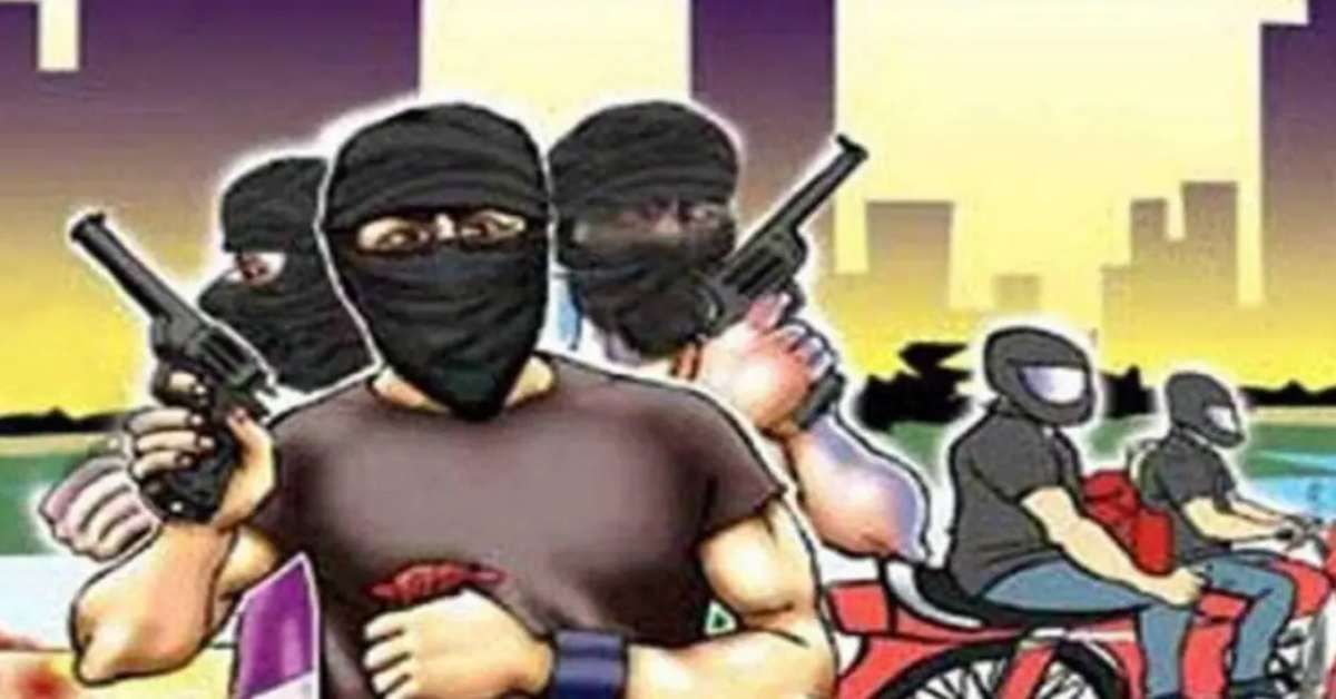 ‘सुशासन’ सरकार में कोई सेफ नहीं! बीच सड़क में कार रुकवाकर चांदी व्यापारियों से लूट, 90 लाख का माल ले उड़े शातिर, खाक छानने के लिए है कानून?