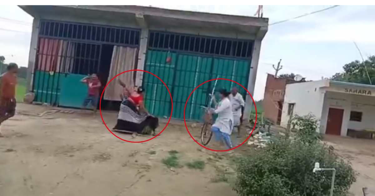 मां-बेटी की दबंगई तो देखिए… मासूम बच्चों सहित परिवार को लाठी-डंडों से जमकर पीटा, क्रूरता का VIDEO वायरल