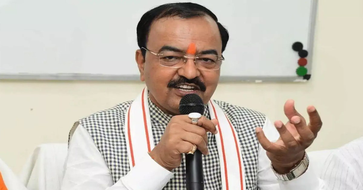 ‘वोटबंदी’ को लेकर डिप्टी सीएम का INDI अलायंस पर पलटवार, कहा- चुनाव आयोग ने झाड़ू चलाने का काम किया तो इनका चेहरा लाल हो गया