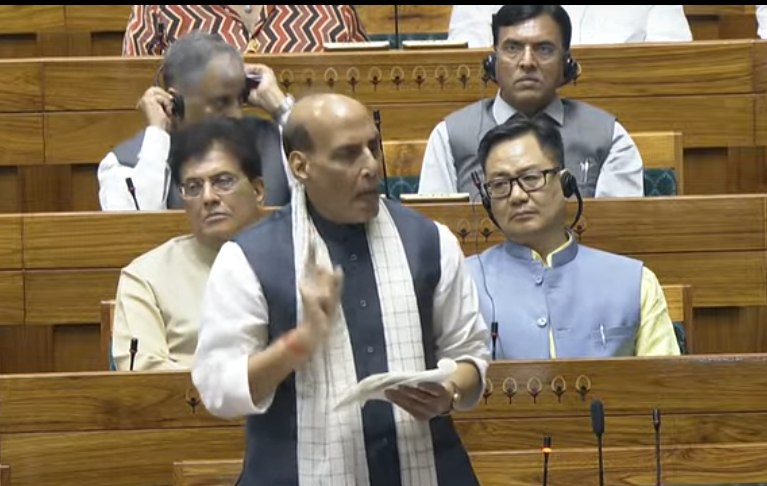 “भारत ने सुदर्शन चक्र उठा लिया है..”, संसद में रक्षा मंत्री राजनाथ का ऑपरेशन सिंदूर पर बयान, बोले- भारतीय सेना शेर है…