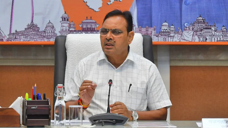 Rajasthan News: राजस्थान में पुलिस और प्रशासन में बड़ी सर्जरी, सीएम सिक्योरिटी आईजी समेत 7 रेंज के IG बदले, 28 जिलों में SP भी हटे