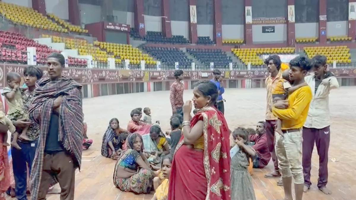 मजदूरों को बंधक बनाकर फैक्ट्री में करा रहे थे काम, एक बार रात में ही मिलता था खाना, प्रशासन ने सैकड़ों लोगों का किया रेस्क्यू, झारखंड, बिहार, यूपी, एमपी के हैं मजदूर