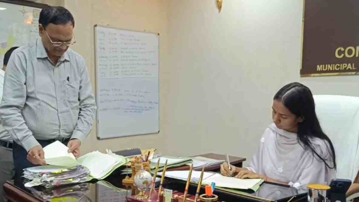 सरकारी स्कूलों पर चलेगा बुलडोजर, एक्शन में नगर निगम, कमिश्नर ने जारी किया आदेश