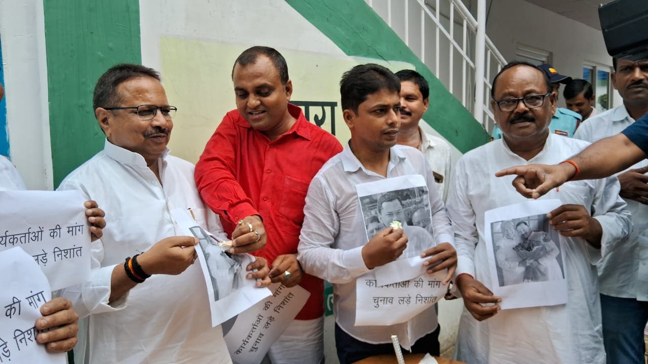 Nishant Celebrates Birthday : सीएम के बेटे निशांत का जन्मदिन, महावीर मंदिर में की पूजा, राजनीति में सक्रियता के संकेत