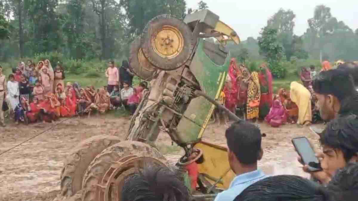 खेत जुताई के दौरान दर्दनाक हादसा: ट्रैक्टर पलटने से किसान की मौत, गांव में पसरा मातम