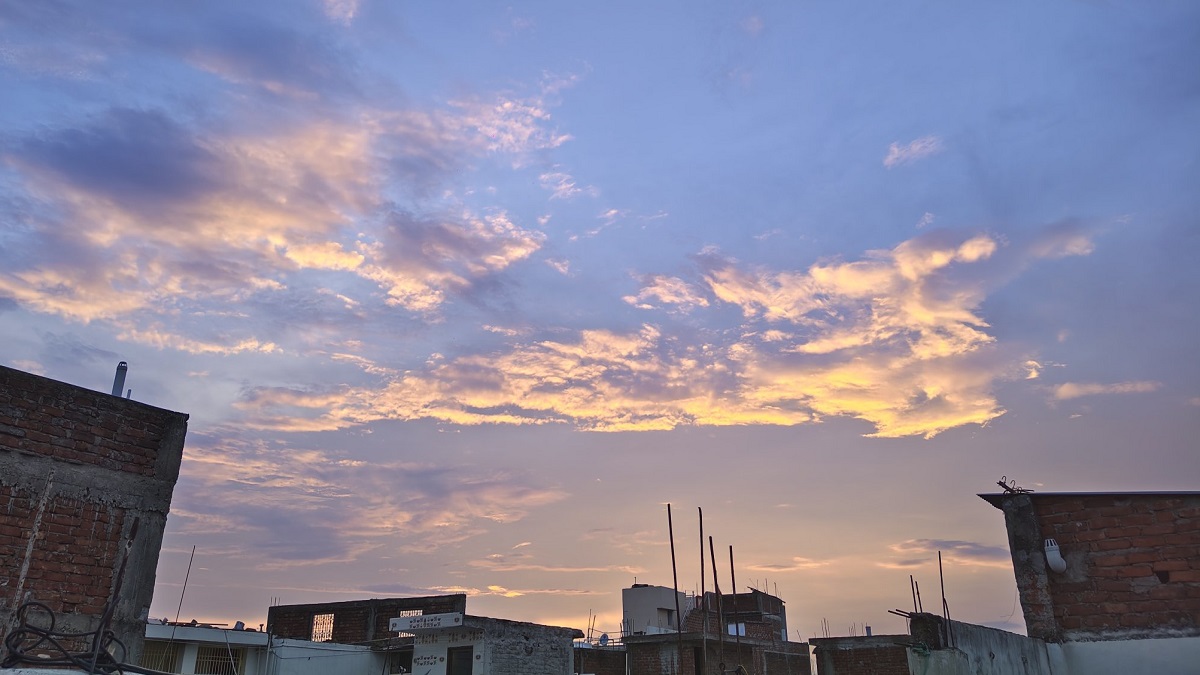 Bihar Weather Update: बिहार में सुस्त पड़ा मानसून, बढ़ी उमस और गर्मी से बेहाल लोग