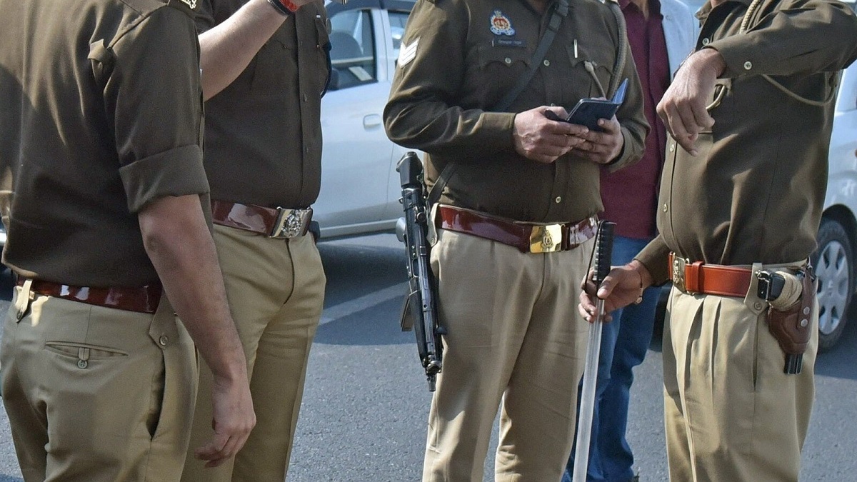 SP साहब को ही नहीं पहचान पाई पटना पुलिस! अब चुकानी होगी कीमत, SSP ने 16 पुलिसकर्मियों के खिलाफ लिया तगड़ा एक्शन