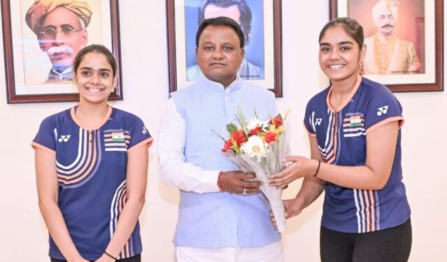 रितुपर्णा और श्वेतपर्णा अनगिनत युवा एथलीटों को कर रही प्रेरित :  सीएम माझी