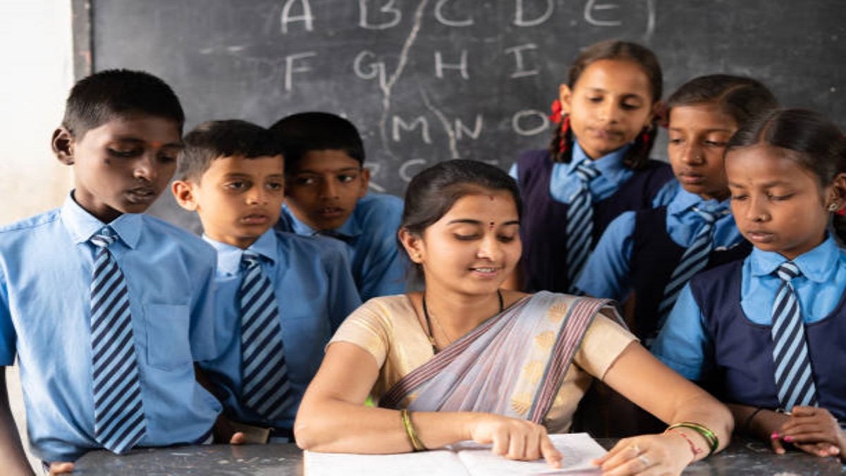 बिहार में 23 हजार से अधिक शिक्षकों का तबादला, पोर्टल पर अभी भी खुला है म्यूचुअल ट्रांसफर का विकल्प