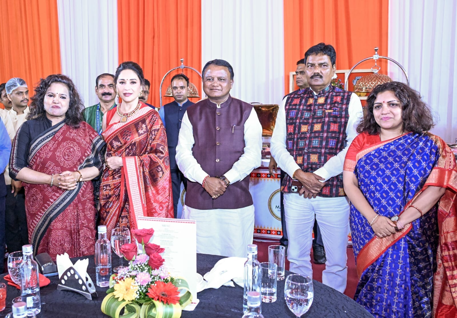 माधुरी दीक्षित बनीं ओडिशा हथकरघा की ब्रांड एंबेसडर
