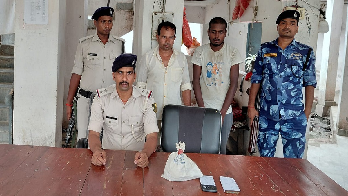 मोतिहारी पुलिस को मिली बड़ी सफलता, करोड़ों की हेरोइन के साथ दो तस्कर गिरफ्तार