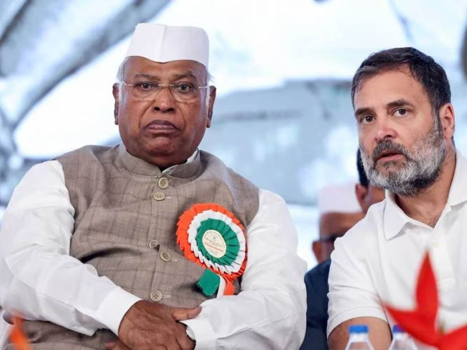 लाल किले पर स्वतंत्रता दिवस समारोह में क्यों नहीं पहुंचे राहुल गांधी और खरगे, कांग्रेस का जवाब- ताकि संविधान की मर्यादा का हनन ना हो…