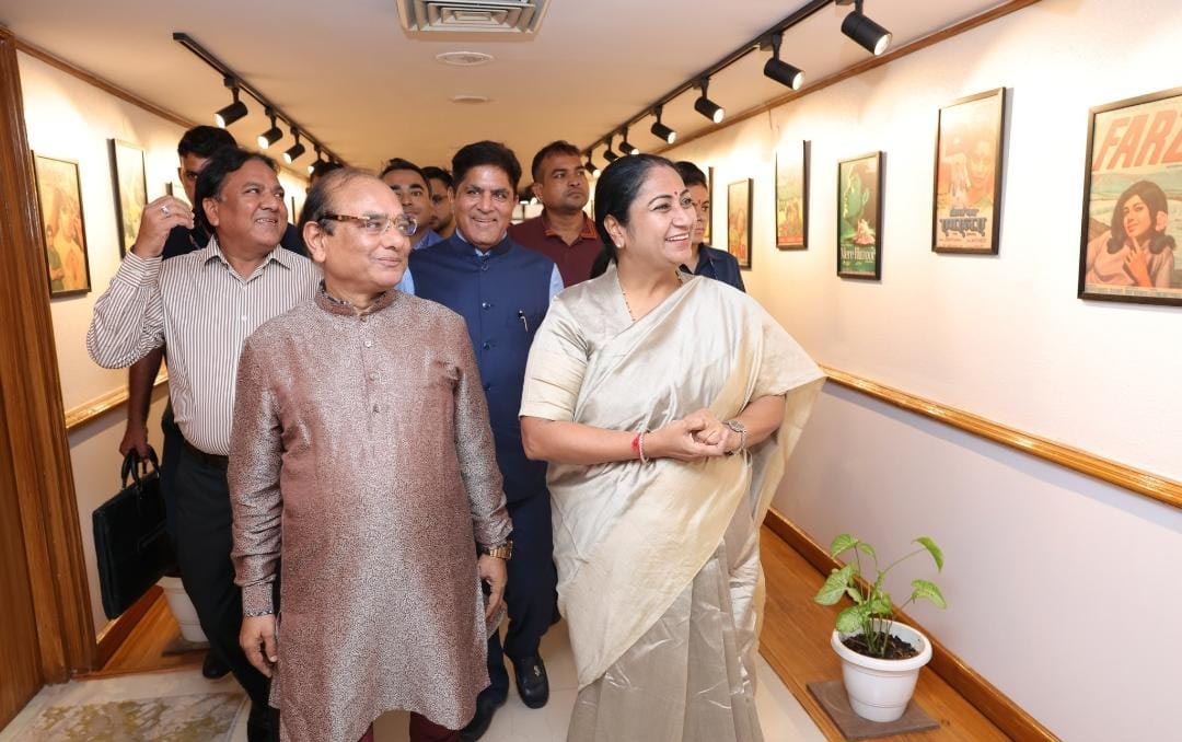 CM रेखा गुप्ता का ऐलान; दिल्ली बनेगी फिल्मी दुनिया का नया हब, पॉलिसी तैयार कर देंगे कई सहूलियत