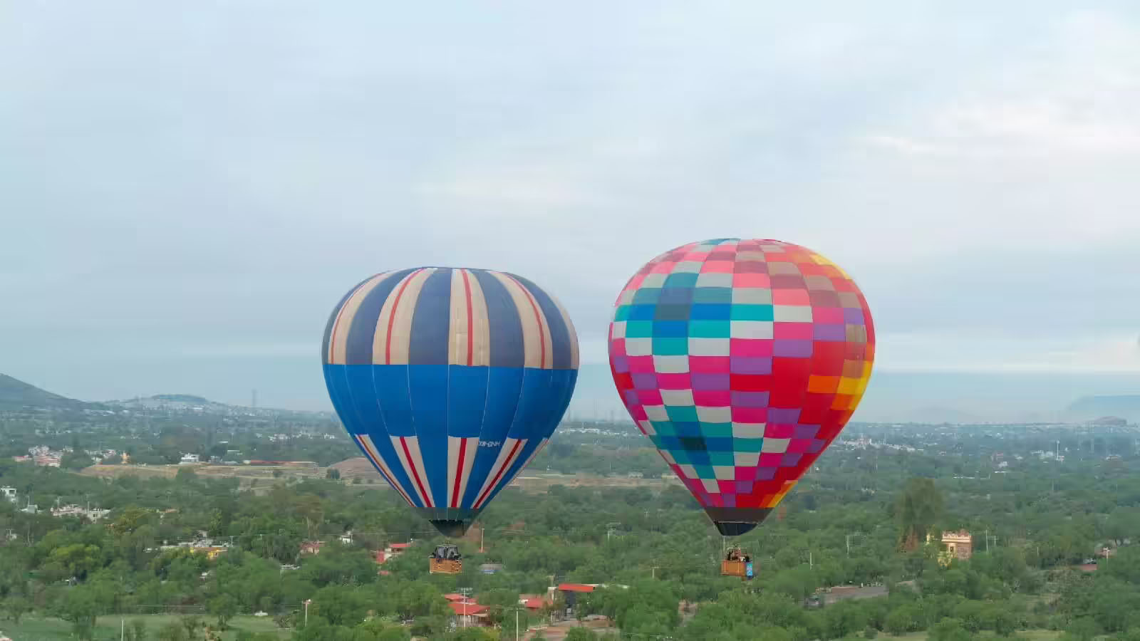 दिल्ली में जल्द ही हॉट एयर बैलून राइड का लुत्फ उठा सकेंगे, जानें टिकट के दाम से लेकर सबकुछ