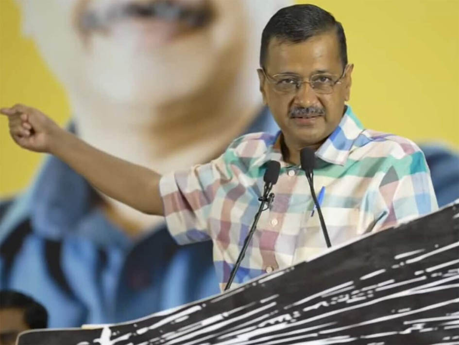 दिल्ली के स्कूलों को बम की धमकी, केजरीवाल ने BJP पर साधा निशाना, कहा- आज तक न कोई पकड़ा गया है,न कोई कार्रवाई हुई