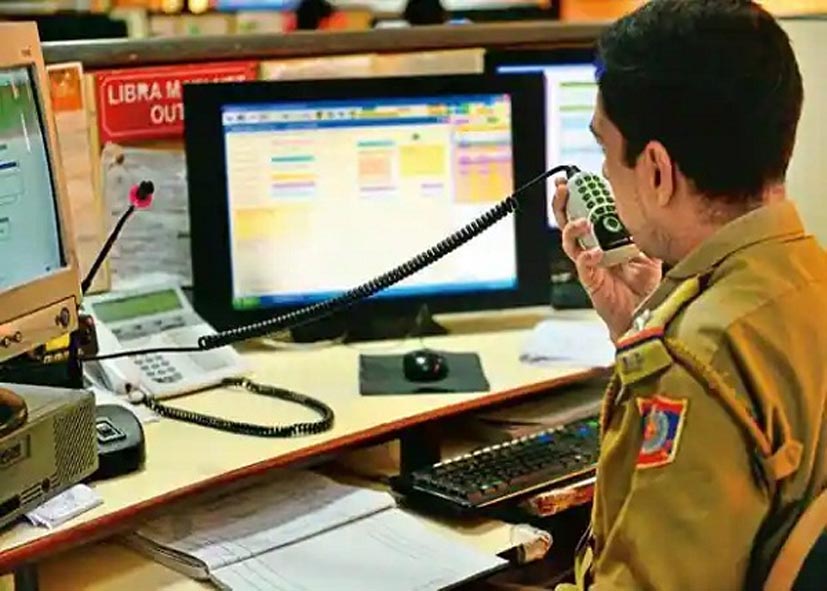 दिल्ली में मेकअप आर्टिस्ट का ड्रामा; पुलिस को कॉल कर कहा-“मैंने अपने बॉयफ्रेंड का मर्डर कर दिया”, और फिर…