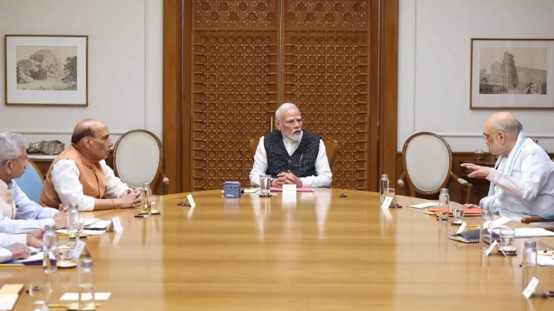 ट्रंप के टैरिफ को लेकर PMO में आपात बैठक शुरू, पीएम मोदी अमेरिका को दे सकते हैं कड़ा जवाब ; 27 अगस्त से लगने वाला है 50 प्रतिशत टैरिफ
