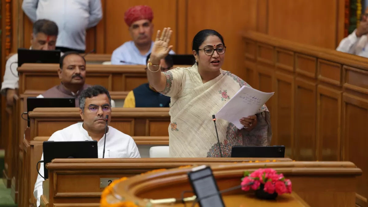 दिल्ली विधानसभा से पास हुआ GST संशोधन बिल, CM रेखा गुप्ता ने कहा- हमारा उद्देश्य कारोबारी विश्वास को बढ़ाना