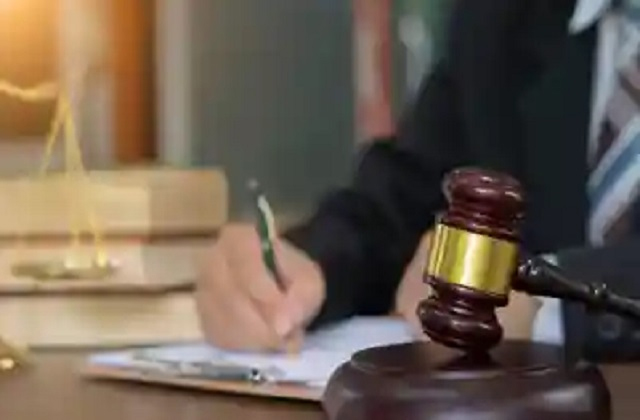 तीन दशक से तारीखें झेल रही बुजुर्ग को दिल्ली हाईकोर्ट से राहत, मकान मालिक-किरायेदार विवाद 3 महीने में करे निपटारा